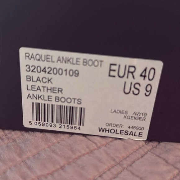 Kurt Geiger Raquel Ankle boot EUR/40 - US9 NWOT with box - Picture 5 of 7